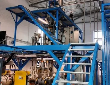 Automatyczny-system-uruchamiania-surowcw-i-konstrukcja-stalowa